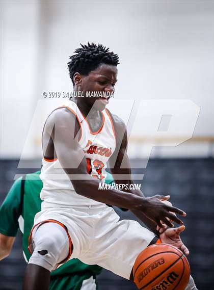 Thumbnail 3 in Grant vs Granada Hills Charter (Hart Holiday Classic) photogallery.