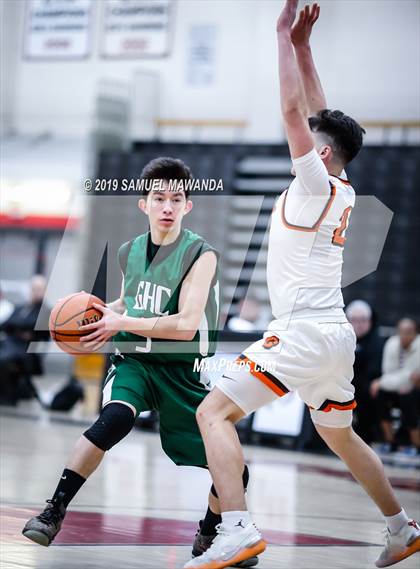 Thumbnail 2 in Grant vs Granada Hills Charter (Hart Holiday Classic) photogallery.