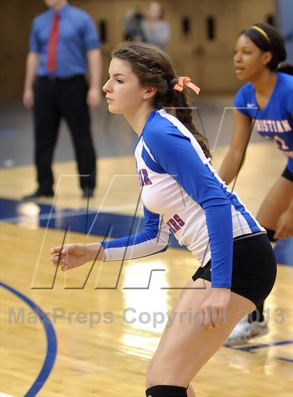 Thumbnail 2 in Vista del Lago vs. Christian Brothers (CIF SJS D3 Final) photogallery.