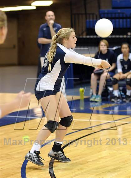 Thumbnail 2 in Vista del Lago vs. Christian Brothers (CIF SJS D3 Final) photogallery.