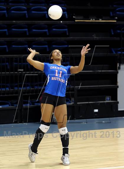Thumbnail 2 in Vista del Lago vs. Christian Brothers (CIF SJS D3 Final) photogallery.