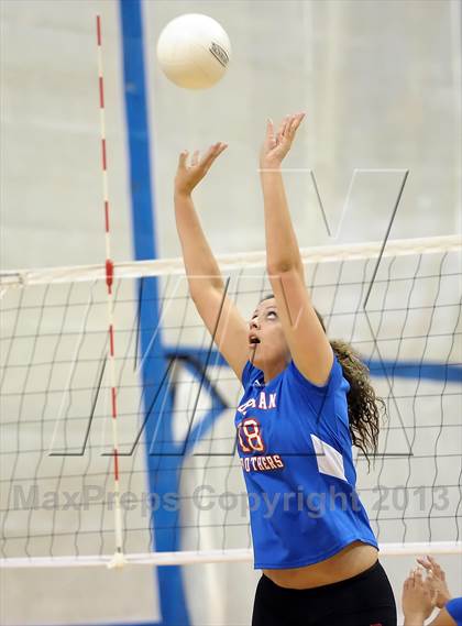 Thumbnail 2 in Vista del Lago vs. Christian Brothers (CIF SJS D3 Final) photogallery.