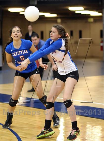 Thumbnail 2 in Vista del Lago vs. Christian Brothers (CIF SJS D3 Final) photogallery.