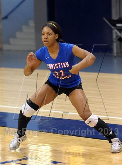 Thumbnail 3 in Vista del Lago vs. Christian Brothers (CIF SJS D3 Final) photogallery.