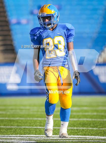 Thumbnail 3 in Bishop Kearney vs Cleveland Hill (NYSPHSAA Class C Regional Final) photogallery.