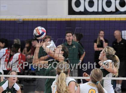 Thumbnail 1 in Mira Costa vs. Santa Barbara (2010 Durango Fall Classic) photogallery.