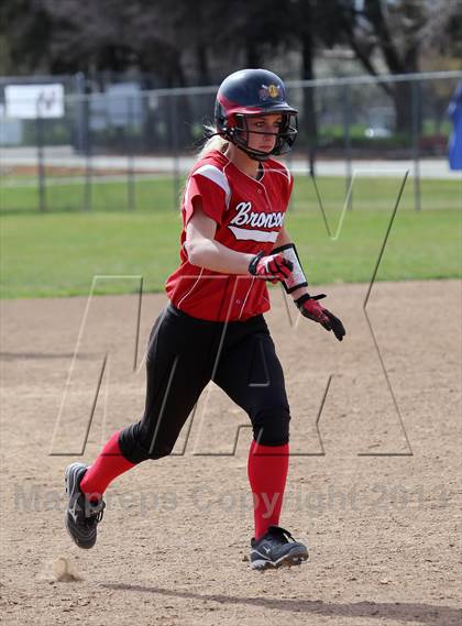 Thumbnail 2 in Bella Vista vs Wooster (Victory Pre-Season T.O.C.) photogallery.