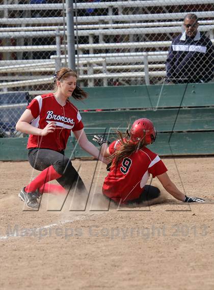Thumbnail 3 in Bella Vista vs Wooster (Victory Pre-Season T.O.C.) photogallery.
