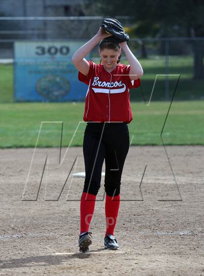 Thumbnail 2 in Bella Vista vs Wooster (Victory Pre-Season T.O.C.) photogallery.