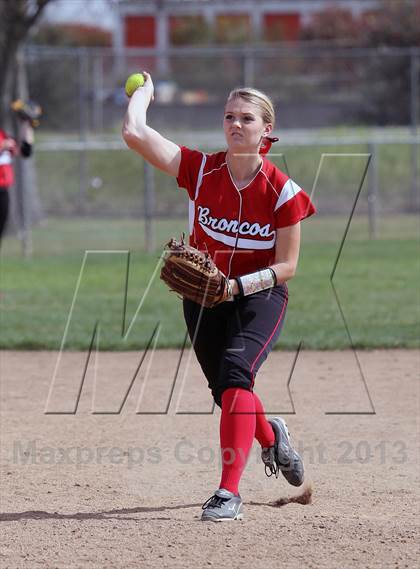 Thumbnail 3 in Bella Vista vs Wooster (Victory Pre-Season T.O.C.) photogallery.