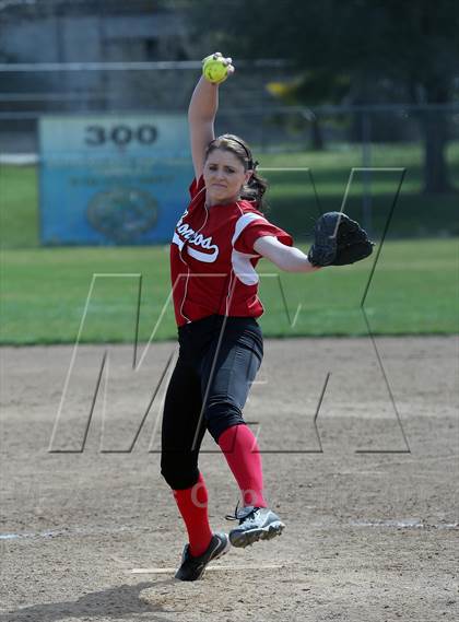 Thumbnail 2 in Bella Vista vs Wooster (Victory Pre-Season T.O.C.) photogallery.