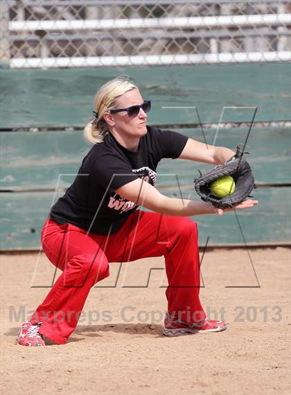 Thumbnail 2 in Bella Vista vs Wooster (Victory Pre-Season T.O.C.) photogallery.