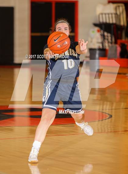 Thumbnail 2 in Marist @ Roseburg photogallery.