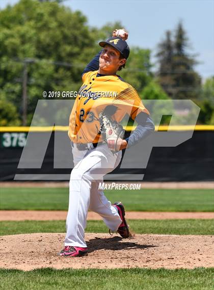 Thumbnail 2 in Bishop O'Dowd vs. Alhambra (CIF NCS D3 Final) photogallery.
