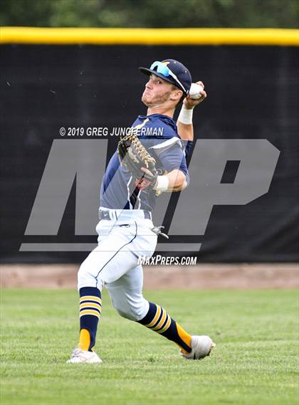 Thumbnail 2 in Bishop O'Dowd vs. Alhambra (CIF NCS D3 Final) photogallery.