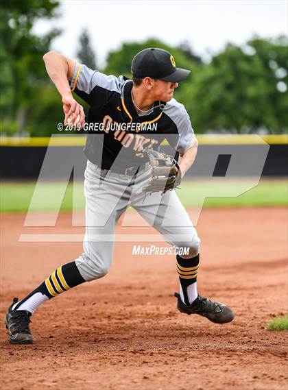 Thumbnail 1 in Bishop O'Dowd vs. Alhambra (CIF NCS D3 Final) photogallery.