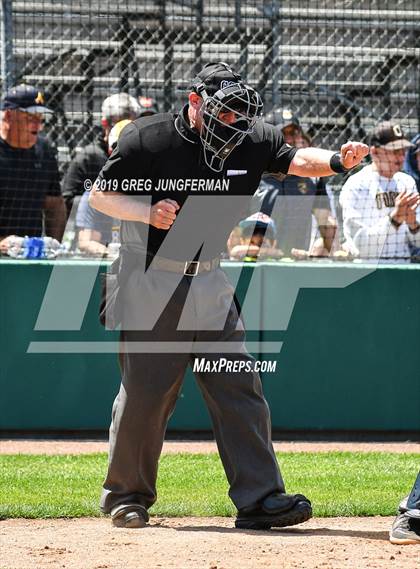 Thumbnail 1 in Bishop O'Dowd vs. Alhambra (CIF NCS D3 Final) photogallery.