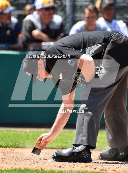 Thumbnail 2 in Bishop O'Dowd vs. Alhambra (CIF NCS D3 Final) photogallery.
