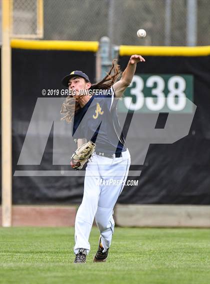 Thumbnail 3 in Bishop O'Dowd vs. Alhambra (CIF NCS D3 Final) photogallery.