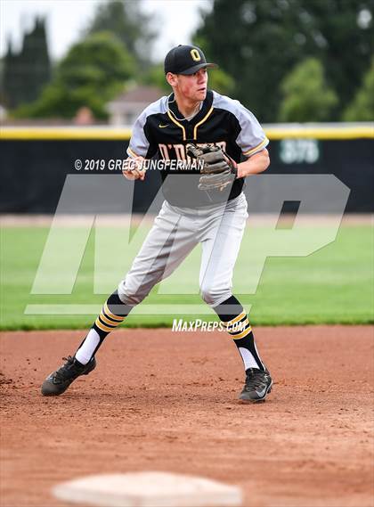 Thumbnail 1 in Bishop O'Dowd vs. Alhambra (CIF NCS D3 Final) photogallery.