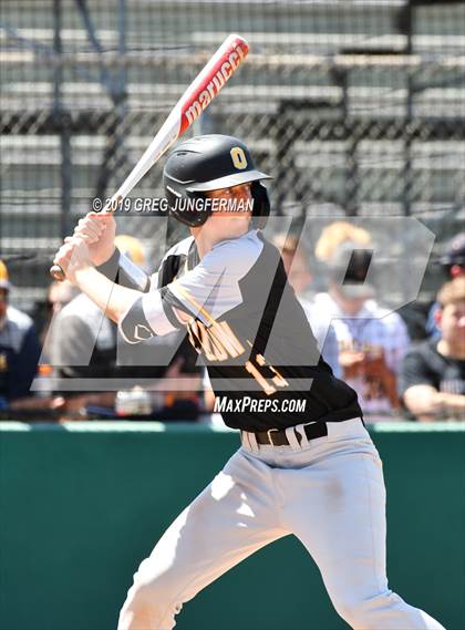 Thumbnail 3 in Bishop O'Dowd vs. Alhambra (CIF NCS D3 Final) photogallery.