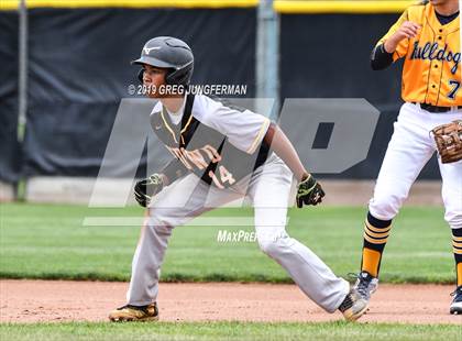 Thumbnail 3 in Bishop O'Dowd vs. Alhambra (CIF NCS D3 Final) photogallery.