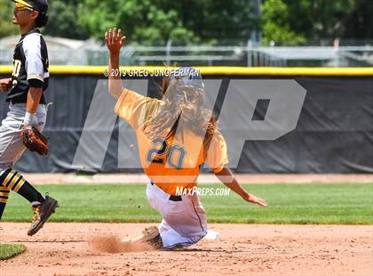 Thumbnail 2 in Bishop O'Dowd vs. Alhambra (CIF NCS D3 Final) photogallery.