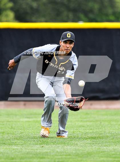 Thumbnail 3 in Bishop O'Dowd vs. Alhambra (CIF NCS D3 Final) photogallery.