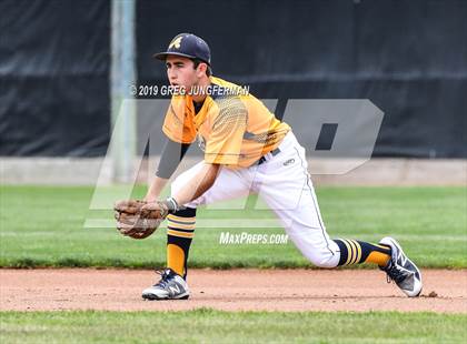 Thumbnail 2 in Bishop O'Dowd vs. Alhambra (CIF NCS D3 Final) photogallery.