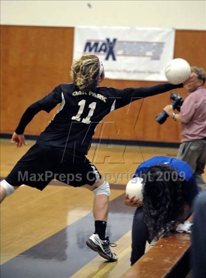 Thumbnail 1 in Norco vs. Oak Park (CIF SS D3 Final) photogallery.