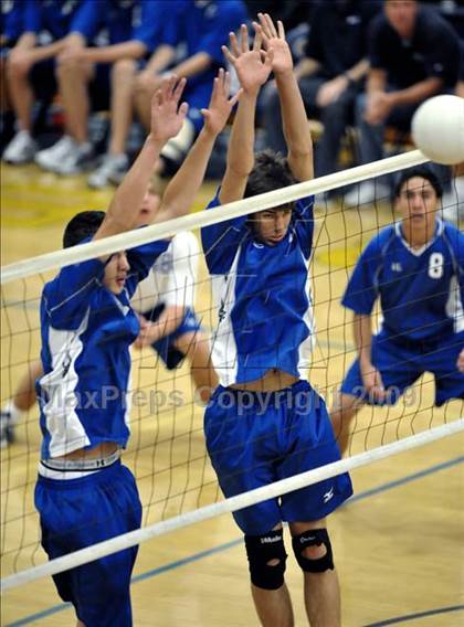 Thumbnail 3 in Norco vs. Oak Park (CIF SS D3 Final) photogallery.