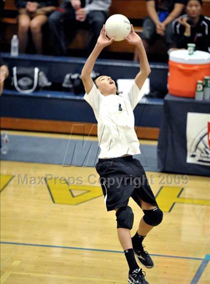 Thumbnail 2 in Norco vs. Oak Park (CIF SS D3 Final) photogallery.