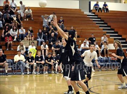 Thumbnail 3 in Norco vs. Oak Park (CIF SS D3 Final) photogallery.