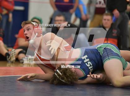 Thumbnail 3 in IHSA 1A Wrestling Sectionals photogallery.