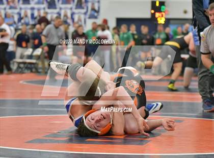 Thumbnail 1 in IHSA 1A Wrestling Sectionals photogallery.