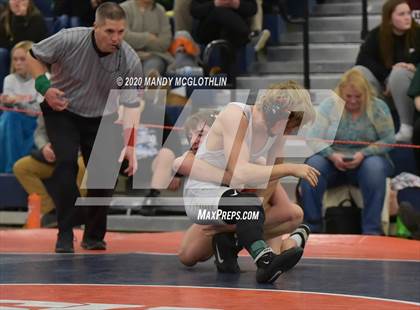 Thumbnail 3 in IHSA 1A Wrestling Sectionals photogallery.