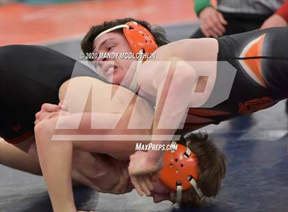 Thumbnail 1 in IHSA 1A Wrestling Sectionals photogallery.