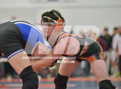 Thumbnail 2 in IHSA 1A Wrestling Sectionals photogallery.