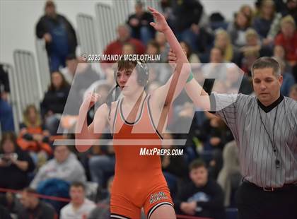 Thumbnail 2 in IHSA 1A Wrestling Sectionals photogallery.