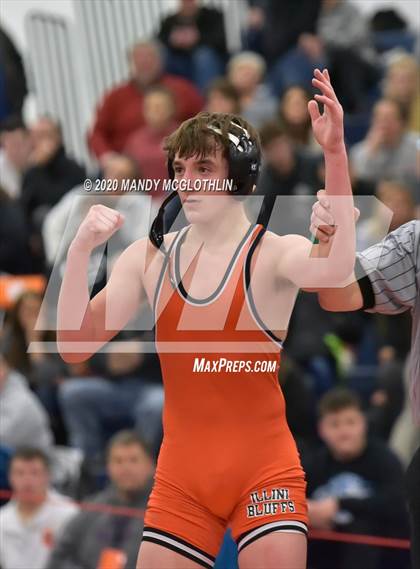 Thumbnail 1 in IHSA 1A Wrestling Sectionals photogallery.