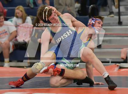 Thumbnail 2 in IHSA 1A Wrestling Sectionals photogallery.