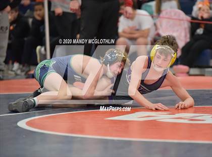 Thumbnail 2 in IHSA 1A Wrestling Sectionals photogallery.