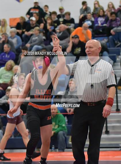 Thumbnail 1 in IHSA 1A Wrestling Sectionals photogallery.