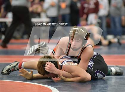 Thumbnail 2 in IHSA 1A Wrestling Sectionals photogallery.