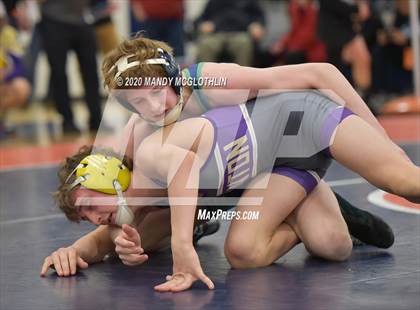Thumbnail 1 in IHSA 1A Wrestling Sectionals photogallery.