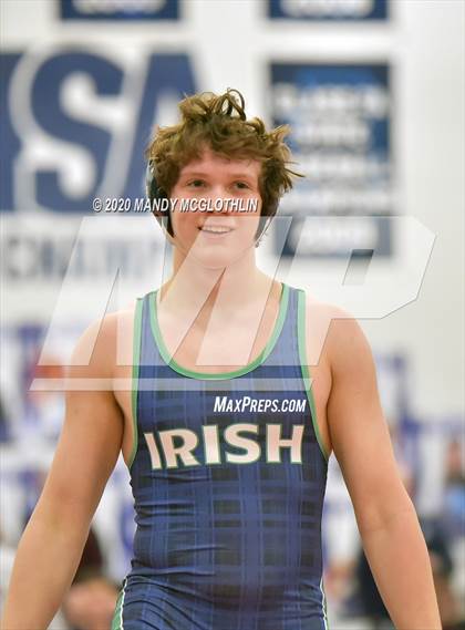 Thumbnail 3 in IHSA 1A Wrestling Sectionals photogallery.