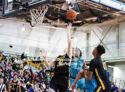 Thumbnail 1 in Montverde Academy vs. Link Academy (Metro Classic) photogallery.