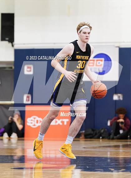 Thumbnail 1 in Montverde Academy vs. Link Academy (Metro Classic) photogallery.