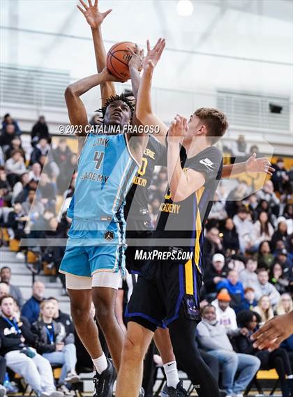 Thumbnail 2 in Montverde Academy vs. Link Academy (Metro Classic) photogallery.