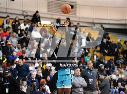 Thumbnail 2 in Montverde Academy vs. Link Academy (Metro Classic) photogallery.